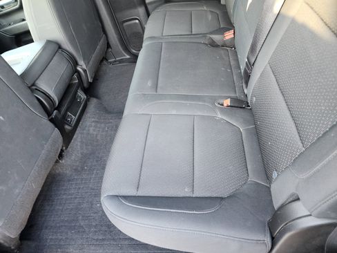 Used 2020 Chevrolet Silverado 1500 Custom w/ Custom Value Package image 15