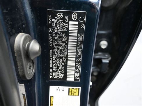 Used 2021 Toyota Corolla XSE image 19