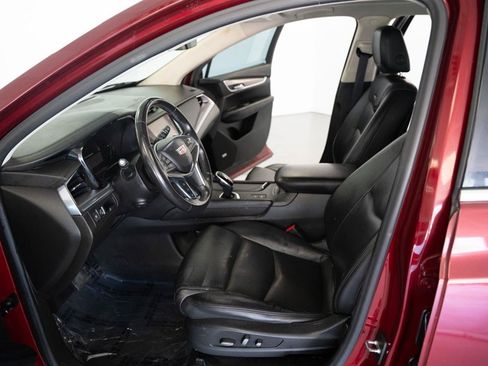 Used 2018 Cadillac XT5 Premium Luxury FWD image 10