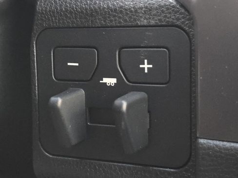 New 2025 Toyota Tacoma TRD Off-Road image 14