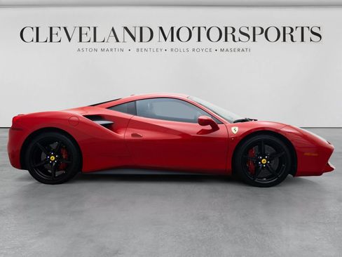 Used 2019 Ferrari 488 GTB RWD image 6