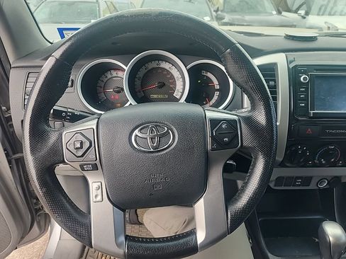 Used 2015 Toyota Tacoma PreRunner w/ SR5 Package RWD image 21
