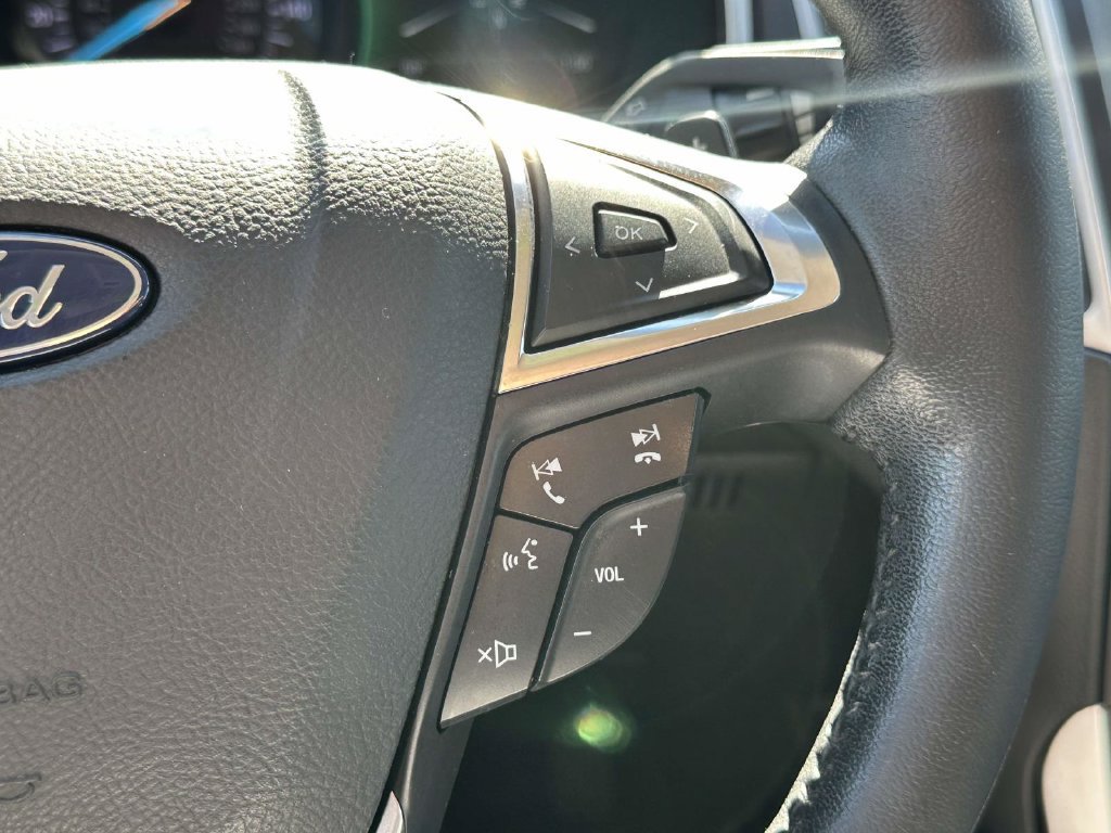 Used 2018 Ford Edge SEL w/ Equipment Group 201A AWD/4WD image 24