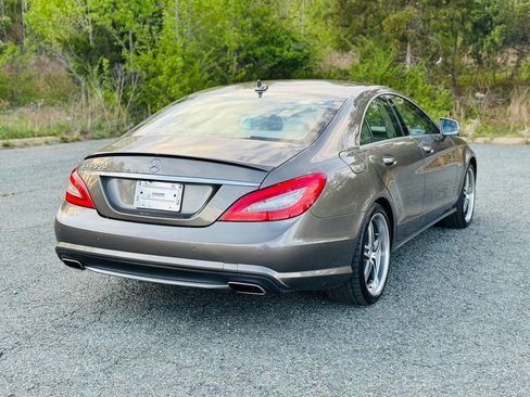 Used 2012 Mercedes-Benz CLS 550 image 8