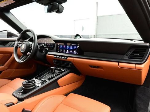 Certified 2026 Porsche 911 Targa 4 GTS AWD/4WD image 14