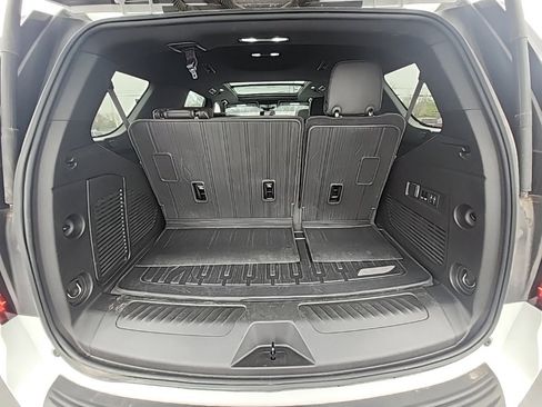 Certified 2024 GMC Yukon SLT w/ SLT Premium Package image 22