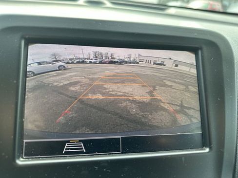 Used 2022 Chevrolet Equinox LT image 24