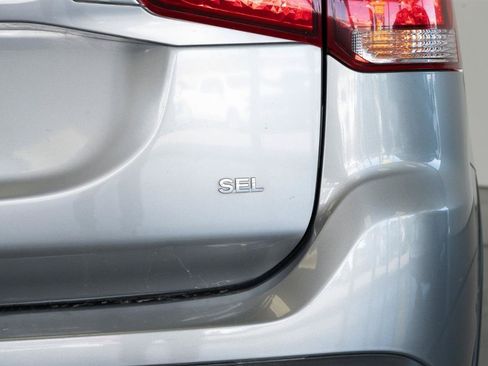 Used 2020 Mitsubishi Outlander SEL AWD/4WD image 9