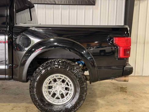 Used 2017 Ford F150 Raptor w/ Equipment Group 802A Luxury AWD/4WD image 38