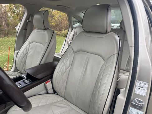 Used 2017 Ford Fusion Platinum image 13