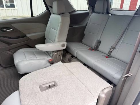 Used 2020 Chevrolet Traverse LT AWD/4WD image 12