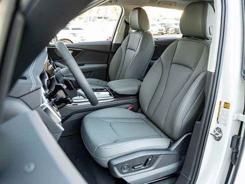 New 2026 Audi Q7 3.0T Premium Plus AWD/4WD image 13