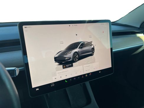 Used 2023 Tesla Model 3 Standard Range RWD image 11