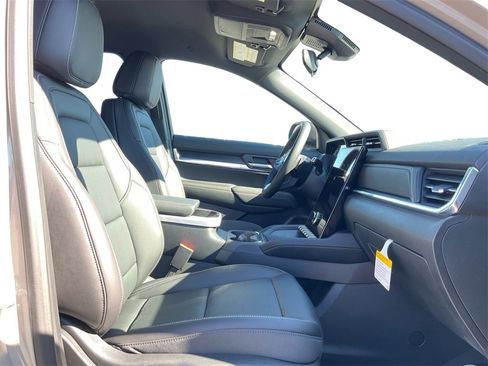 New 2026 GMC Terrain Elevation w/ Elevation Premium Package image 24