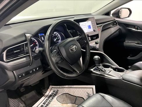 Used 2024 Toyota Camry SE image 17