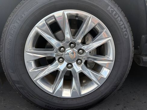 Used 2024 Chevrolet Tahoe Premier RWD image 9