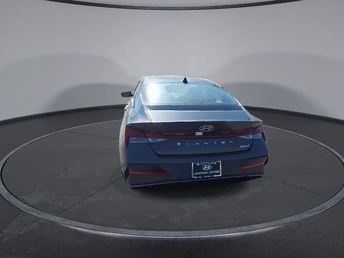 New 2026 Hyundai Elantra Limited FWD image 8