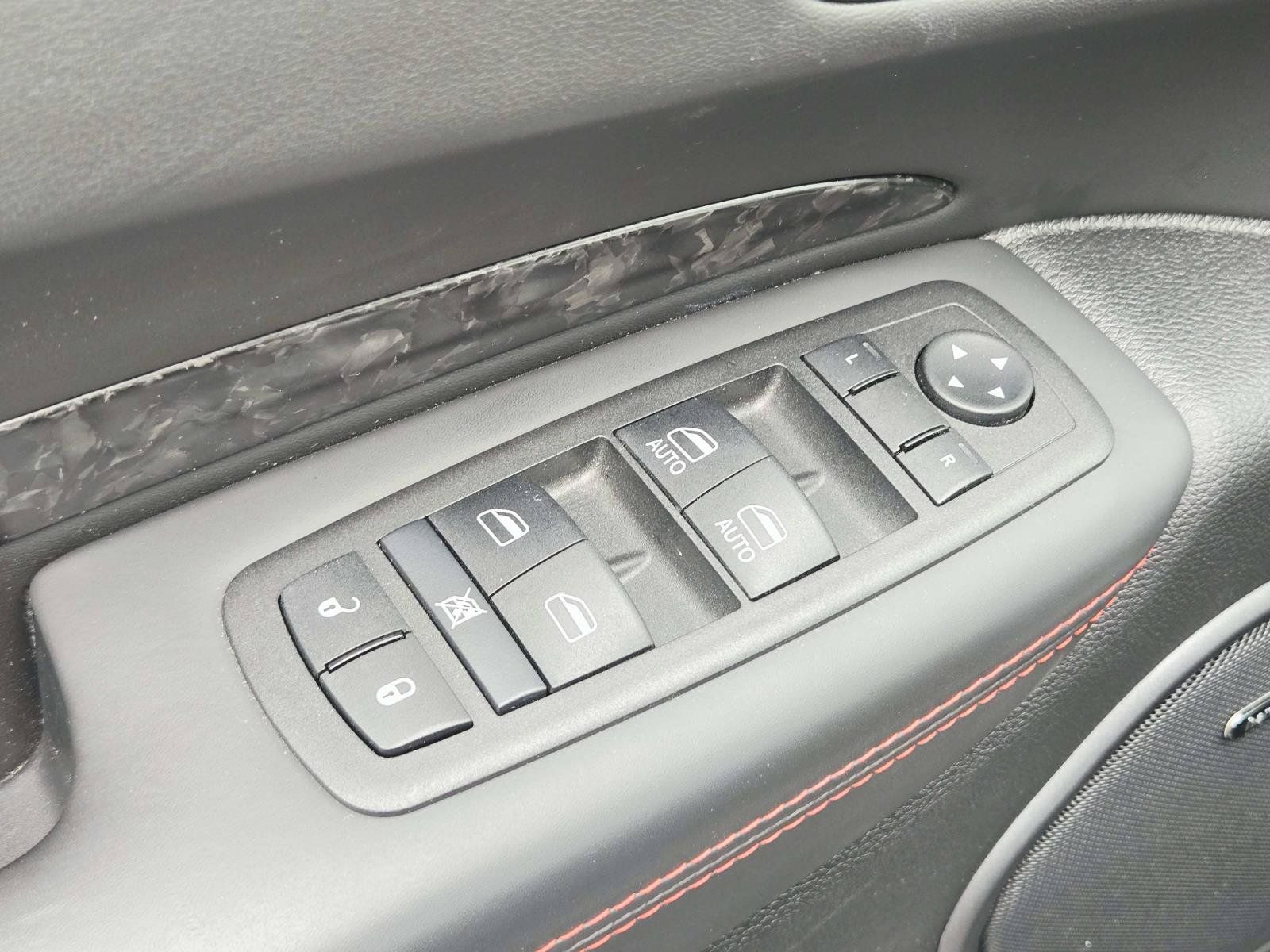 Used 2025 Dodge Durango R/T AWD/4WD image 44