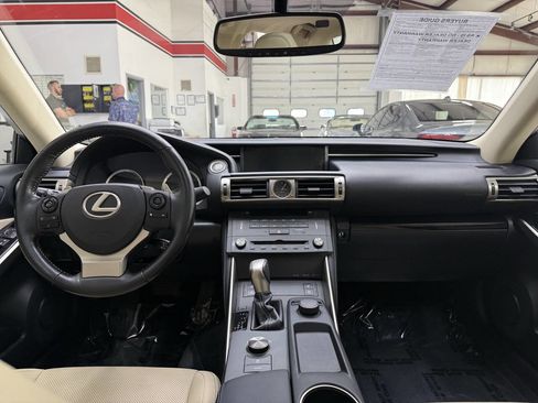 Used 2015 Lexus IS 250 AWD w/ Premium Package image 20