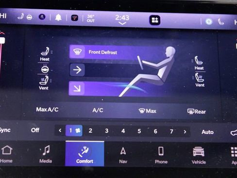 Used 2023 Jeep Grand Cherokee 4WD 4xe w/ Luxury Tech Group II image 35