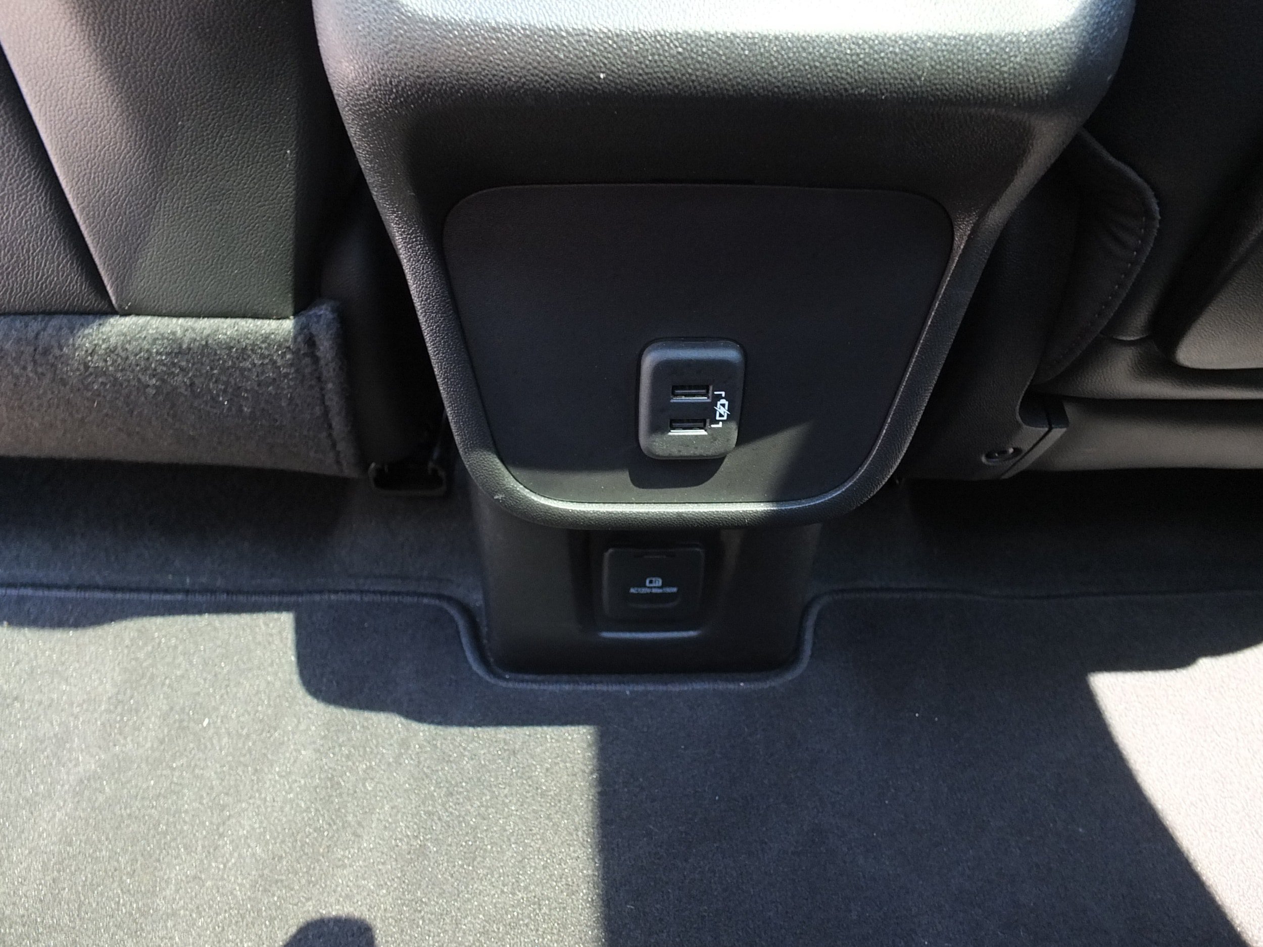 Used 2024 GMC Terrain SLT w/ Tech Package AWD/4WD image 19