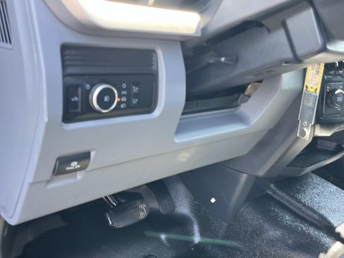 Used 2024 Ford F250 XL w/ XL Chrome Package AWD/4WD image 34