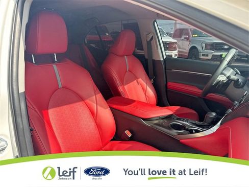 Used 2023 Toyota Camry XSE image 30