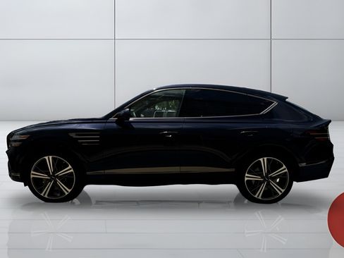 Used 2025 Genesis GV80 3.5T e-SC AWD/4WD image 3
