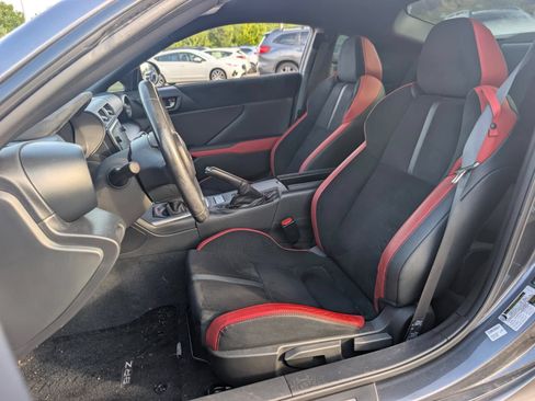 Used 2025 Subaru BRZ Limited RWD image 23