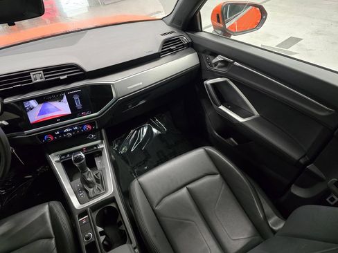 Used 2025 Audi Q3 2.0T Premium AWD/4WD image 35