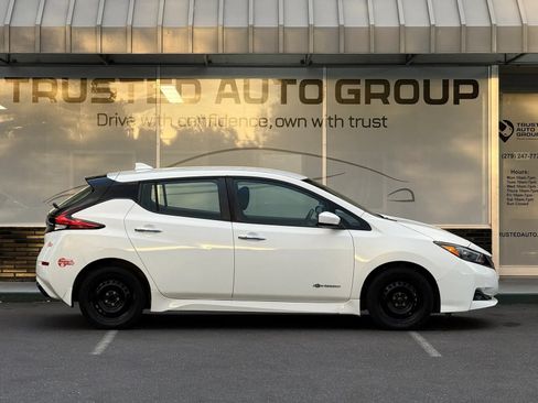 Used 2018 Nissan Leaf S w/ S Charge Package FWD image 7