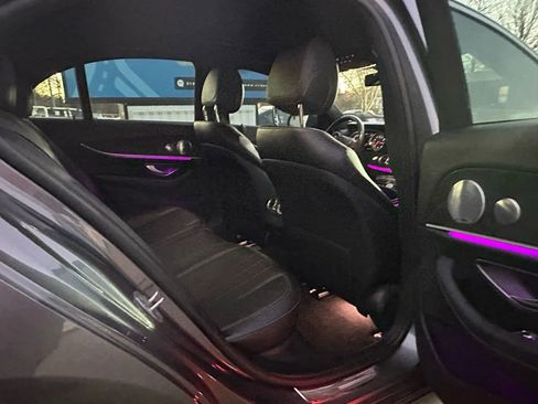 Used 2017 Mercedes-Benz E 300 4MATIC image 16