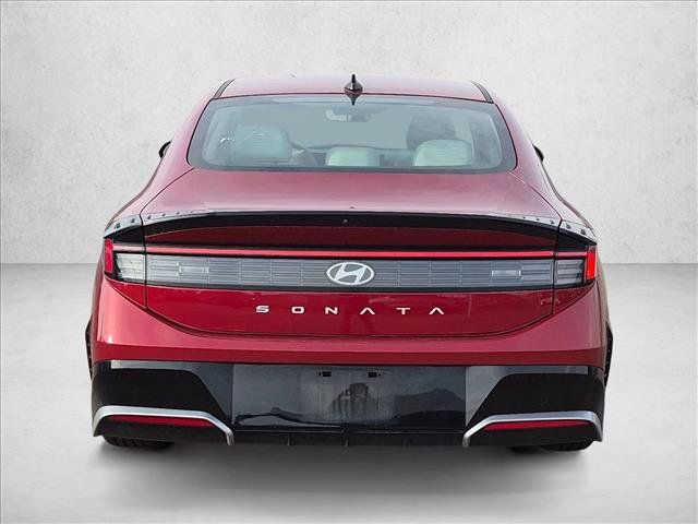 Used 2025 Hyundai Sonata SEL FWD image 6
