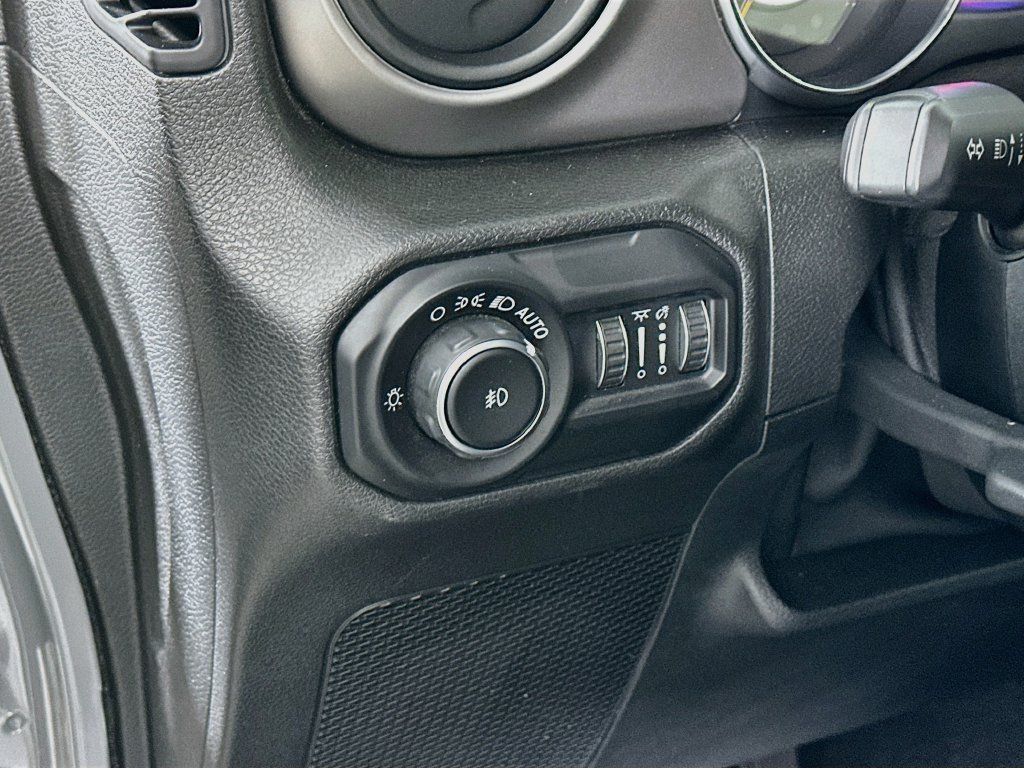 Certified 2020 Jeep Wrangler Unlimited Sport S AWD/4WD image 16