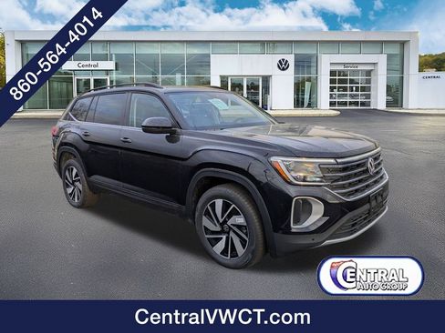 New 2026 Volkswagen Atlas SE image 1