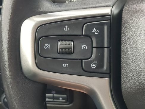 Used 2021 Chevrolet Tahoe Z71 w/ Z71 Signature Package AWD/4WD image 23