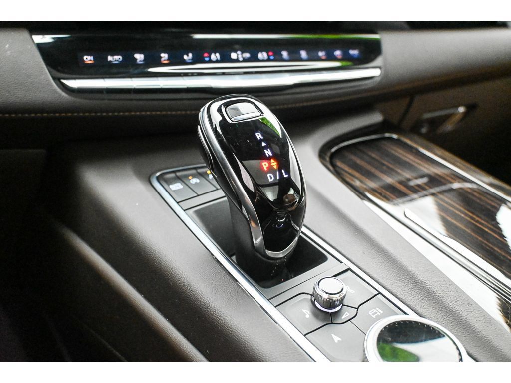 Used 2021 Cadillac Escalade Sport w/ Driver Assist Tech Package AWD/4WD image 48
