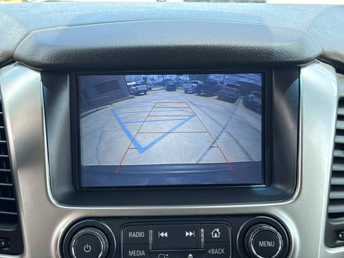 Used 2020 Chevrolet Suburban LT AWD/4WD image 25