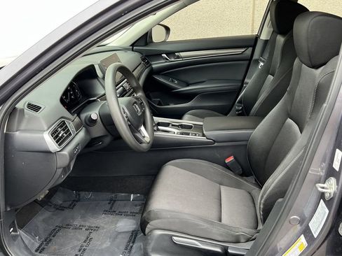 Used 2018 Honda Accord LX image 13