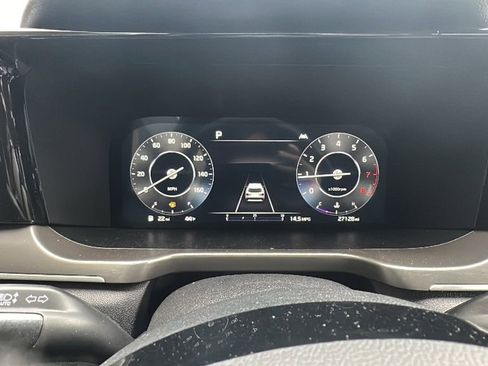 Used 2023 Kia Sorento SX image 28