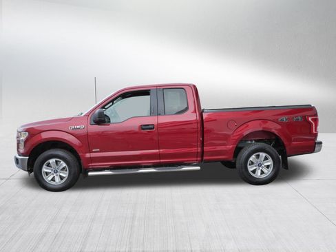 Used 2016 Ford F150 XLT image 4
