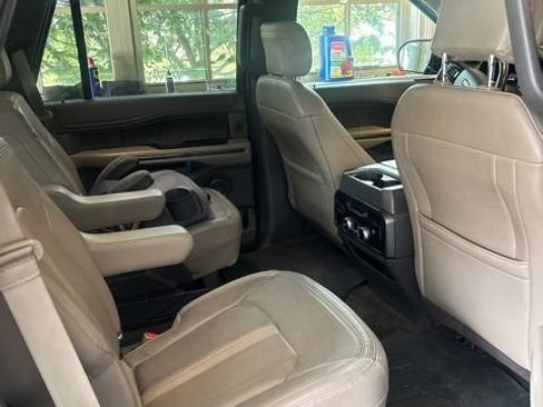 Used 2019 Ford Expedition Limited AWD/4WD image 11
