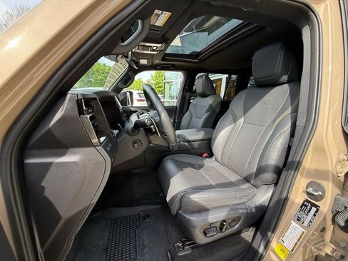 Certified 2024 Lexus GX 550 AWD/4WD image 23