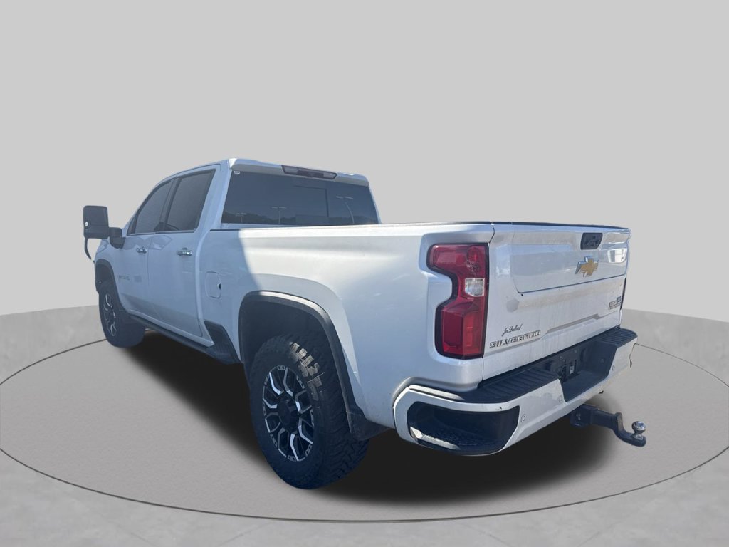 Used 2022 Chevrolet Silverado 2500 High Country w/ Safety Package II AWD/4WD image 5