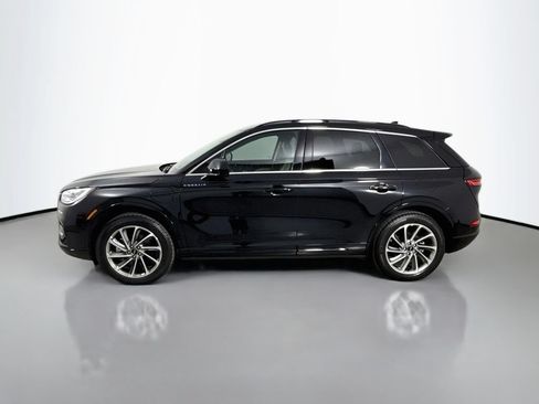 Used 2025 Lincoln Corsair Grand Touring w/ Towing Package AWD/4WD image 4