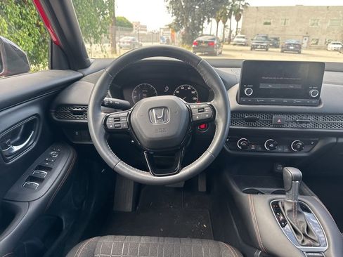 Used 2024 Honda HR-V Sport image 12