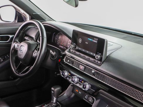 Used 2024 Honda Civic Sport image 25