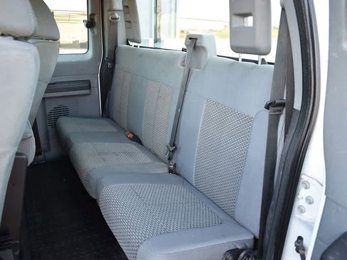 Used 2015 Ford F250 XL w/ Power Equipment Group image 6