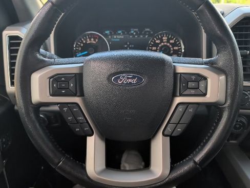 Used 2017 Ford F150 Lariat AWD/4WD image 19