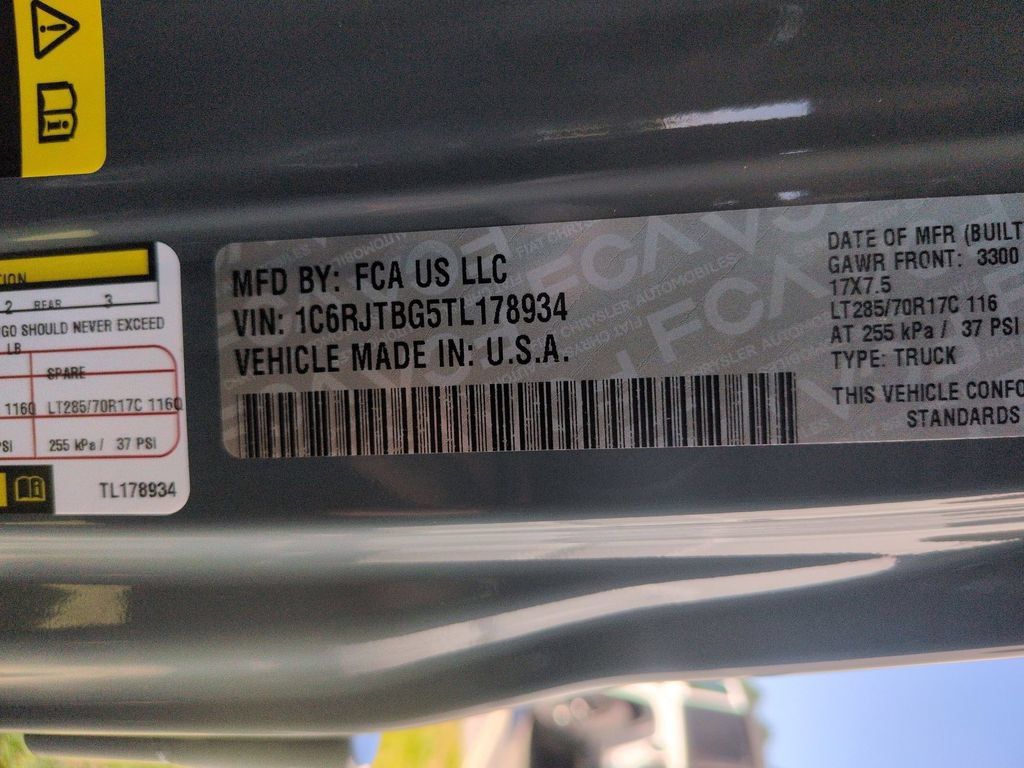 New 2026 Jeep Gladiator Mojave AWD/4WD image 36